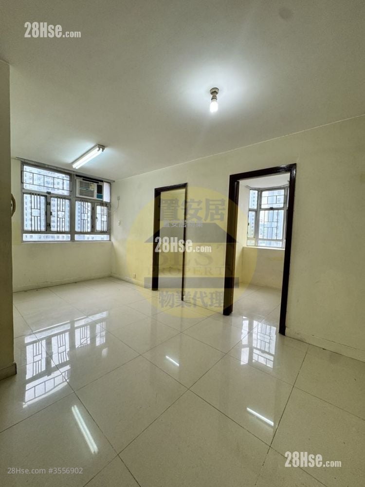 Siu Hei Court Sell 2 Bedrooms , 1 Bathroom 415 ft²