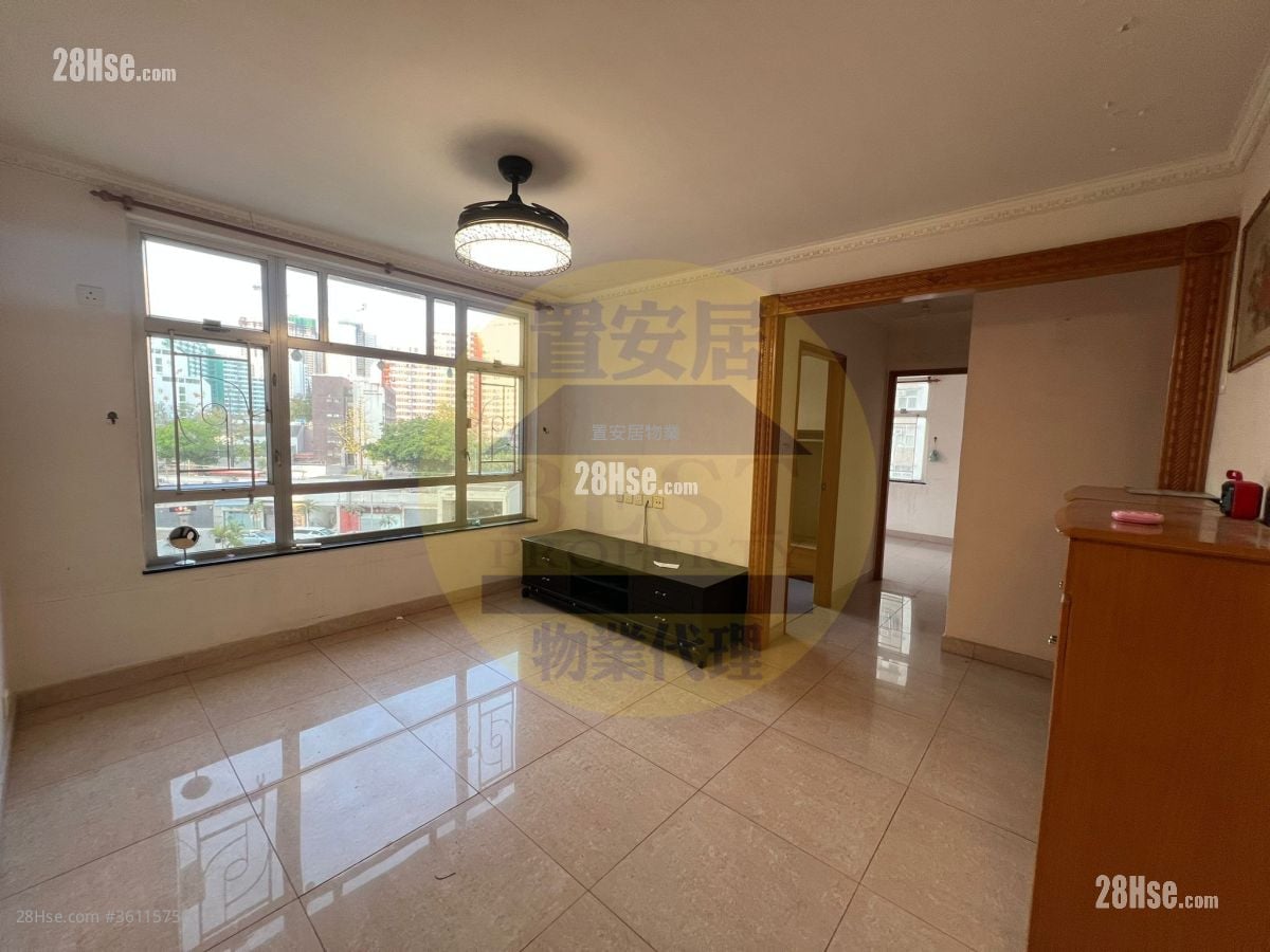 Melody Garden Sell 3 Bedrooms , 1 Bathroom 695 ft²