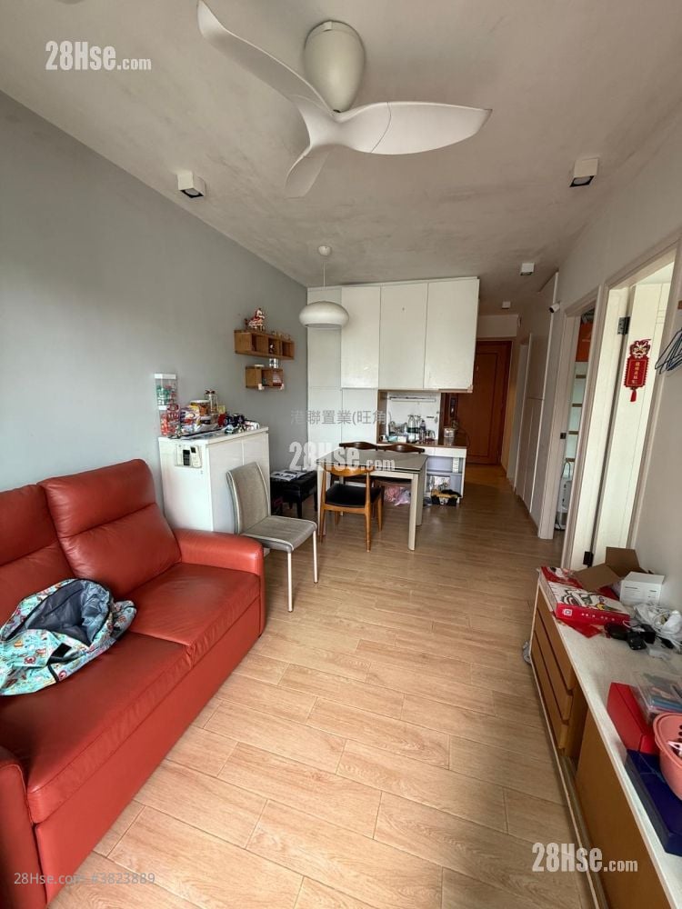 Sky Tower Rental 2 Bedrooms , 1 Bathroom 463 ft²