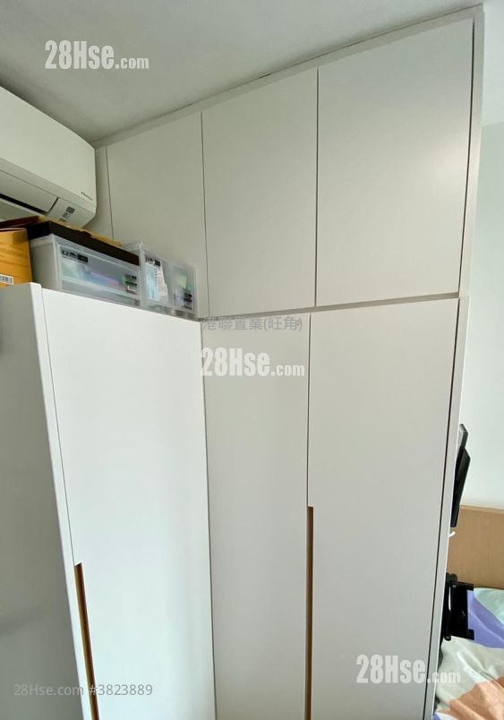 Sky Tower Rental 2 Bedrooms , 1 Bathroom 463 ft²