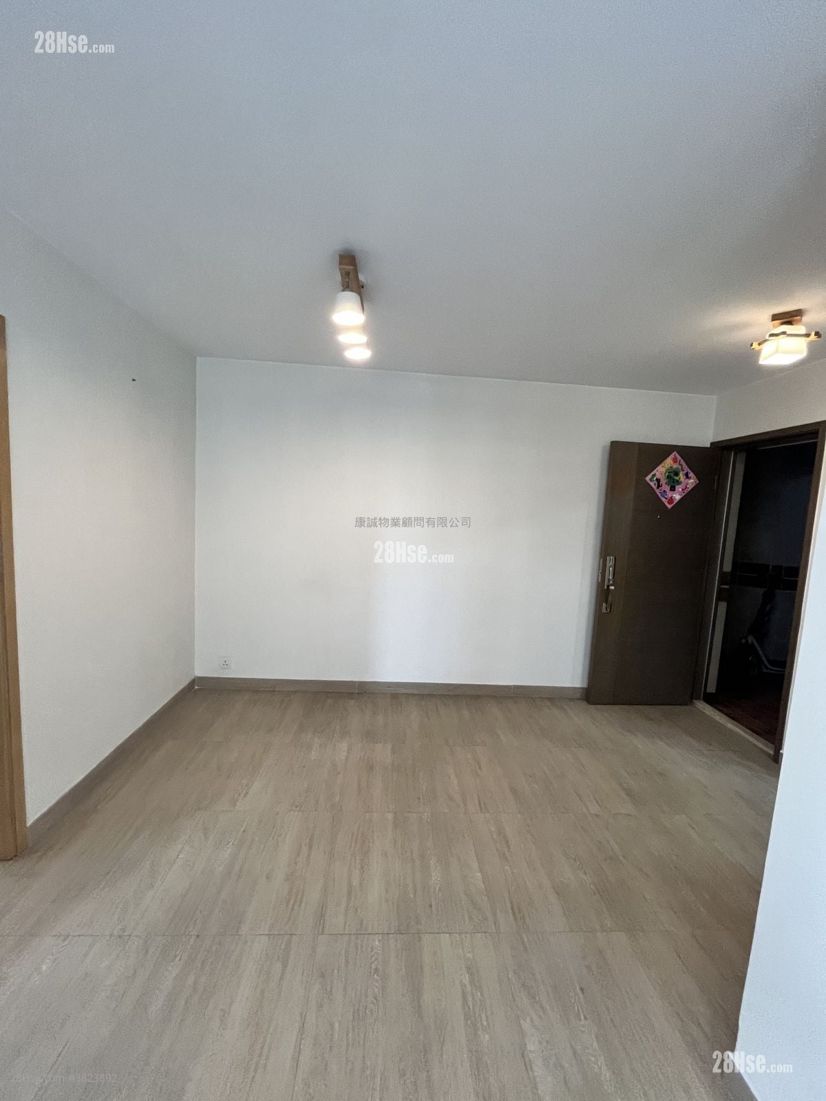 康华苑 售盘 2 房 , 1 浴室 380 平方尺