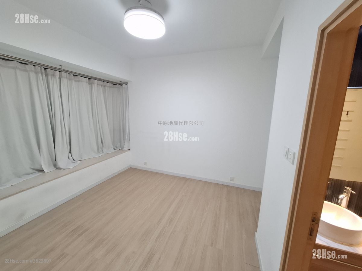 Greenview Sell 4 Bedrooms , 3 Bathrooms 872 ft²