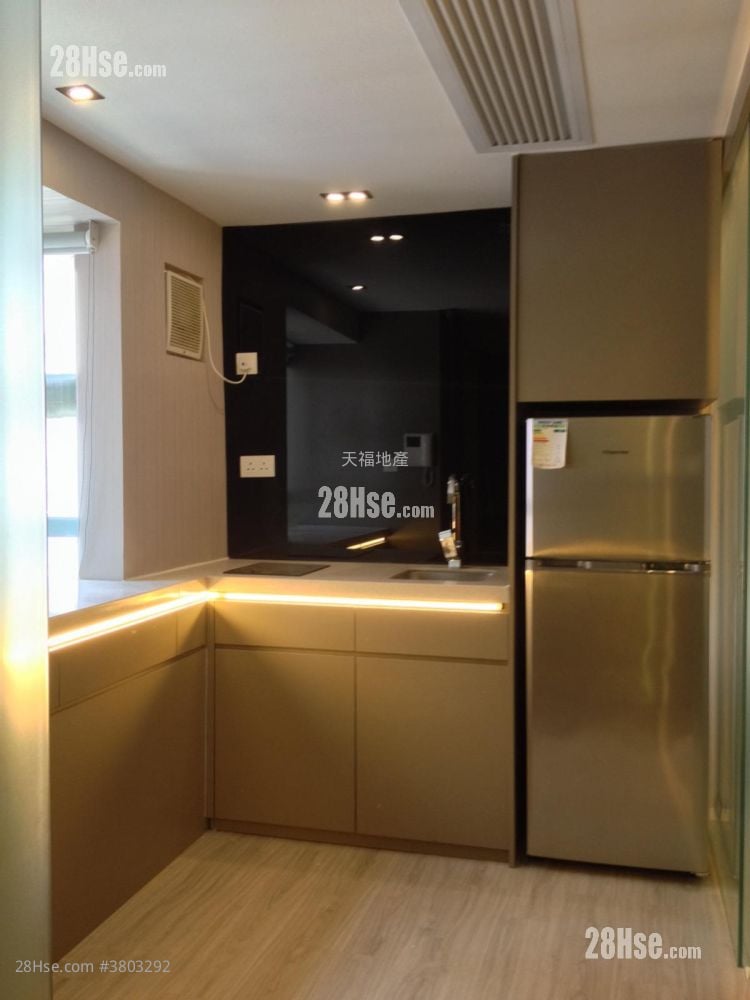 Well-Found Building Sell Studio , 1 Bathroom 306 ft²