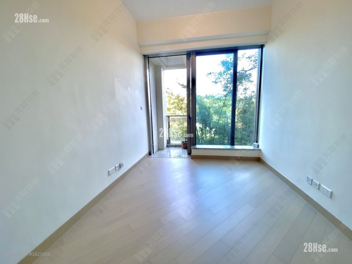 逸瓏園 售盤 2 房 , 1 浴室 700 平方呎