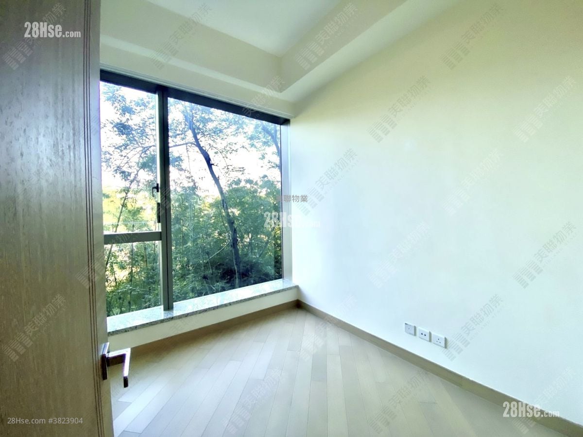 逸瓏園 售盤 2 房 , 1 浴室 700 平方呎