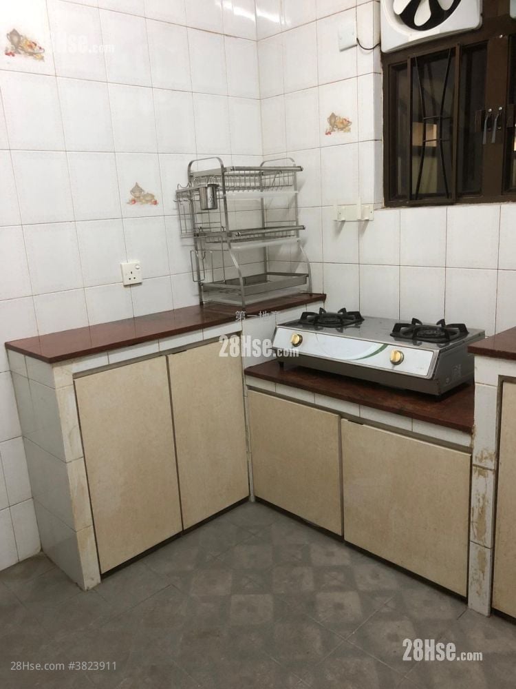 新都城大廈 租盤 522 平方呎