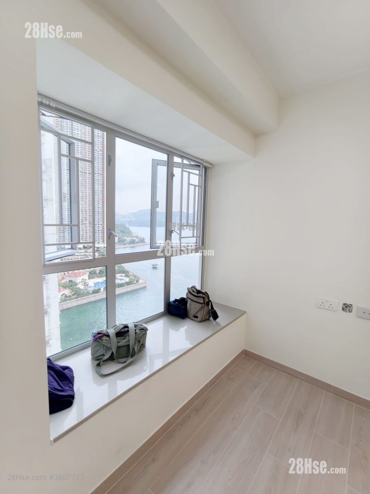 Lido Garden Rental 3 Bedrooms , 1 Bathroom 570 ft²