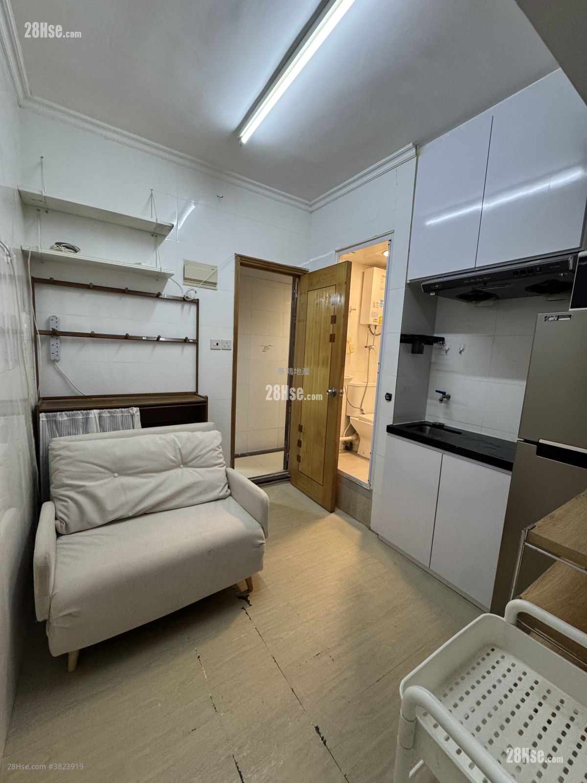 Man Yuen Building Rental 1 Bedroom , 1 Bathroom 160 ft²