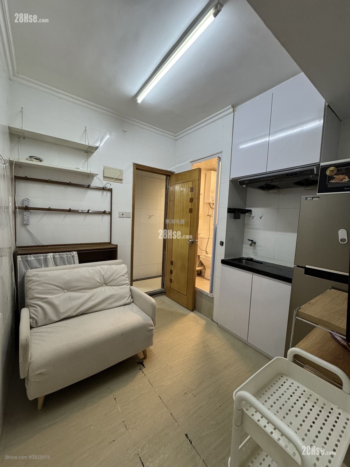 Man Yuen Building Rental 1 Bedroom , 1 Bathroom 160 ft²