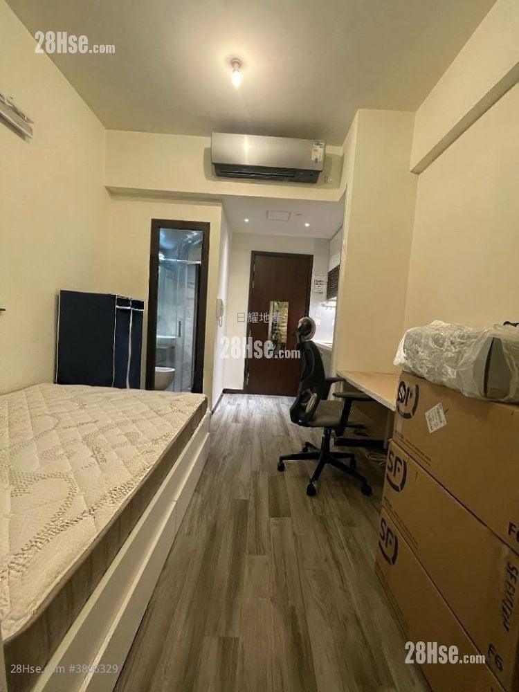 Ava128 Sell Studio , 1 Bathroom 227 ft²