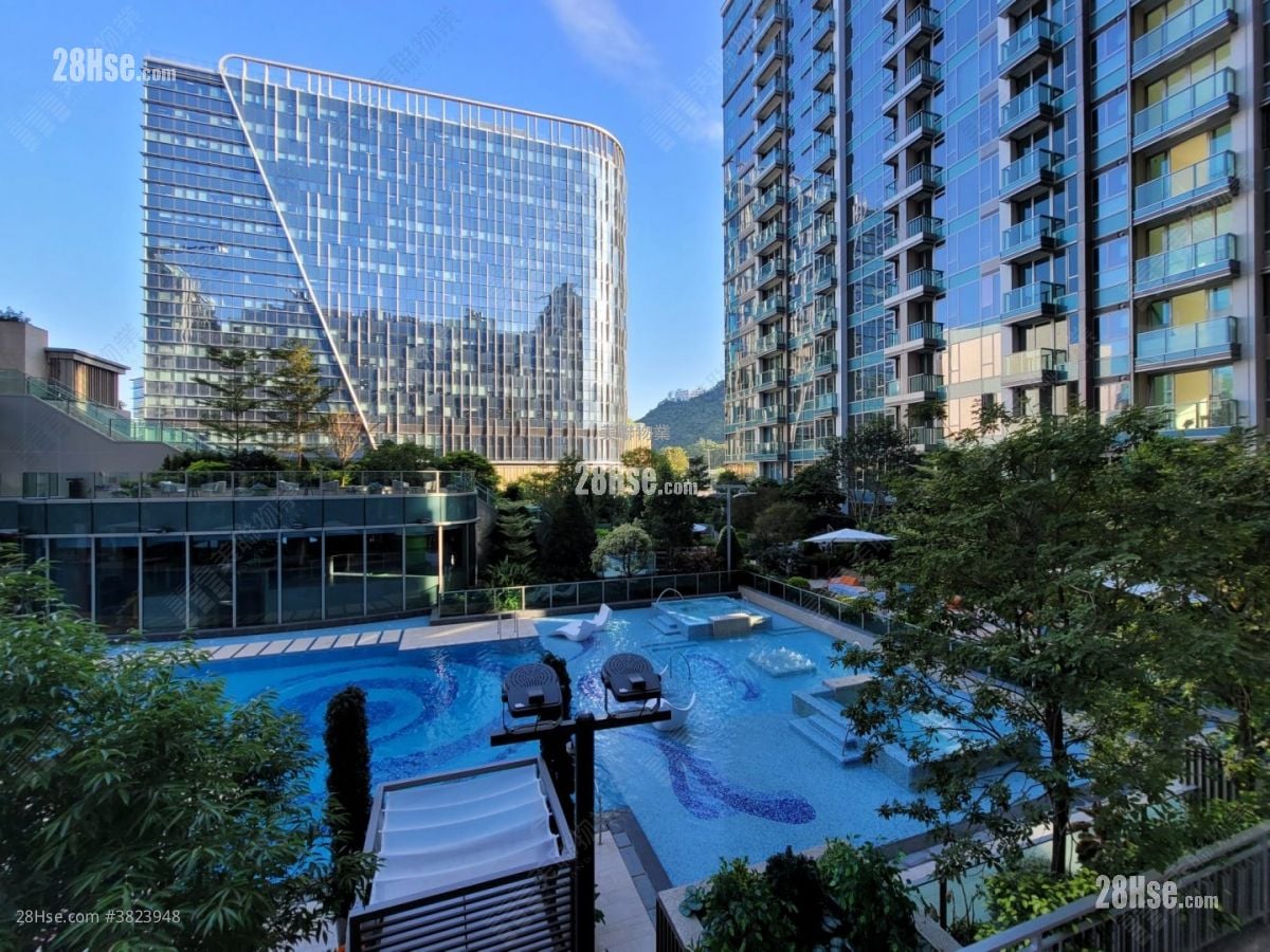 逸瓏灣8 售盤 3 房 , 2 浴室 694 平方呎