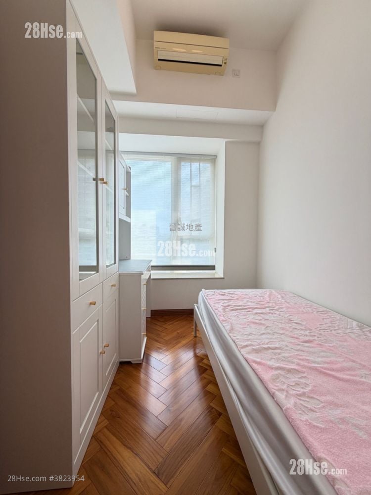 星堤 售盤 4 房 , 3 浴室 1,100 平方呎