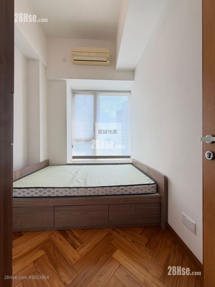 星堤 售盤 4 房 , 3 浴室 1,100 平方呎