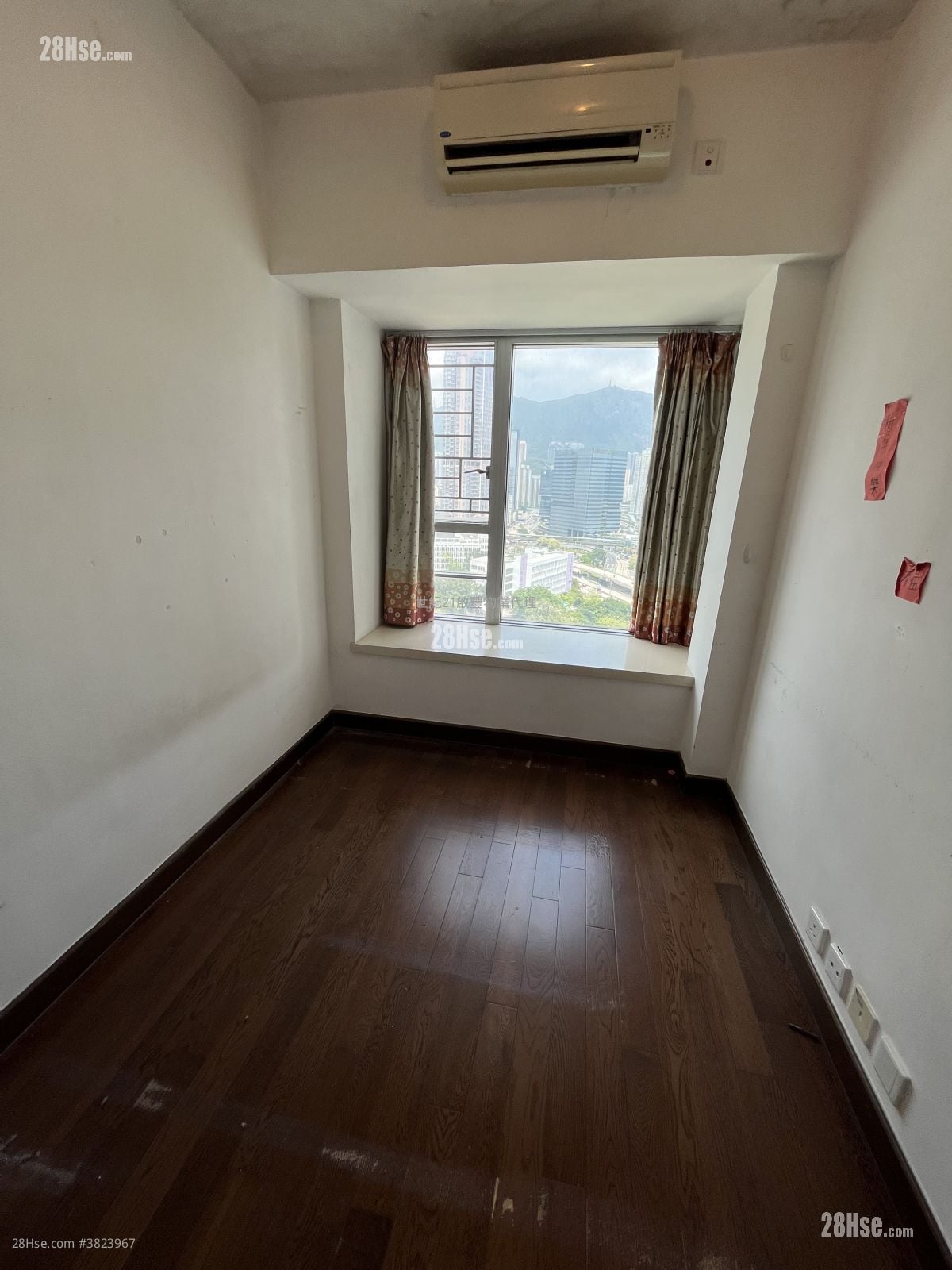 御豪门 售盘 3 房 , 2 浴室 856 平方尺