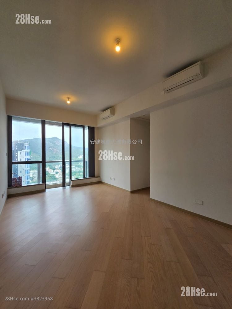 The Southside Rental 3 Bedrooms , 2 Bathrooms 845 ft²