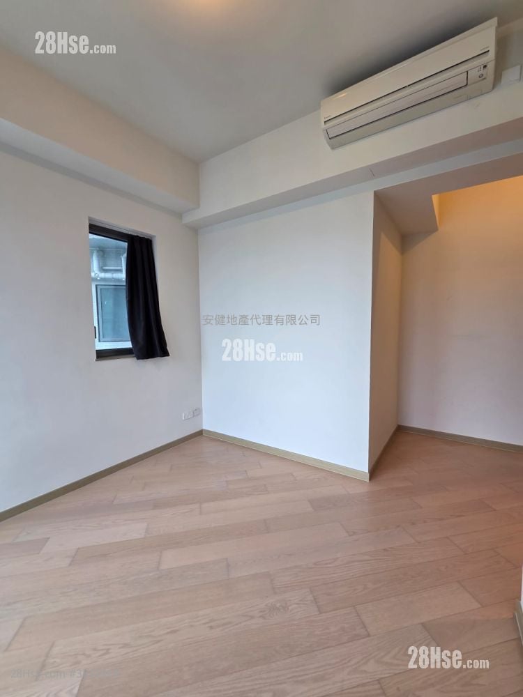 The Southside Rental 3 Bedrooms , 2 Bathrooms 845 ft²