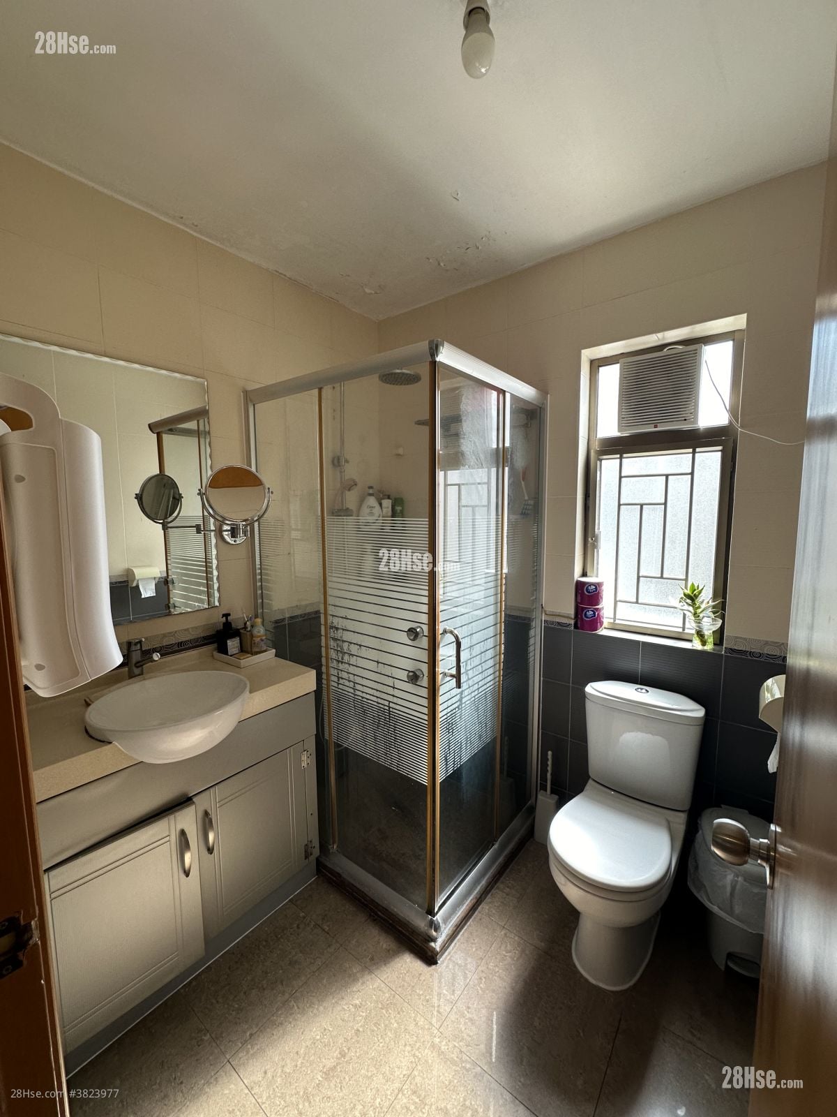 龙涛湾畔 售盘 4 房 , 3 浴室