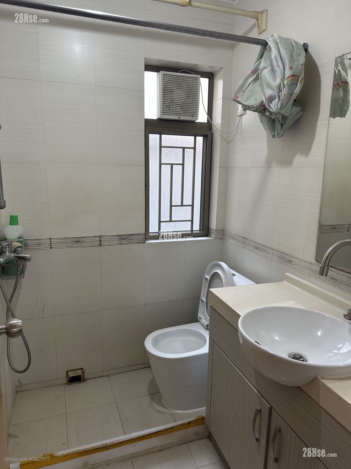 龙涛湾畔 售盘 4 房 , 3 浴室