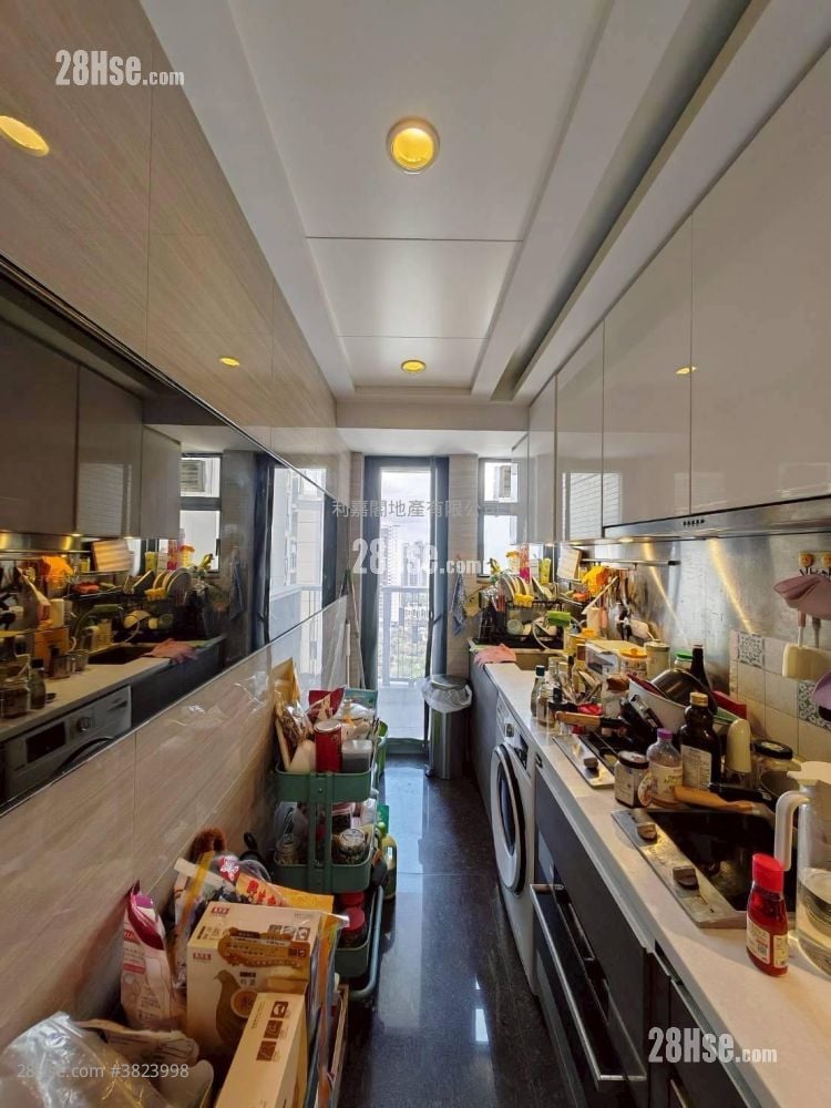 溱柏 售盤 2 房 633 平方呎