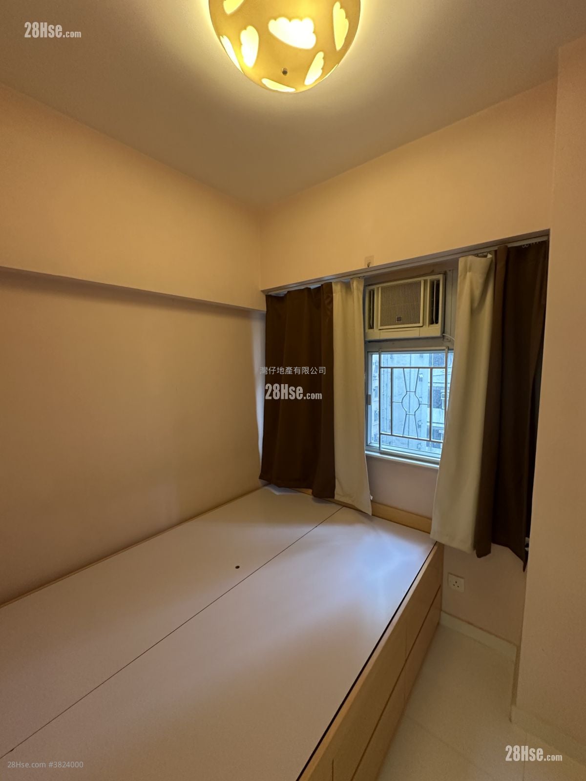 Tonnochy Towers Rental 1 Bedroom , 1 Bathroom 367 ft²