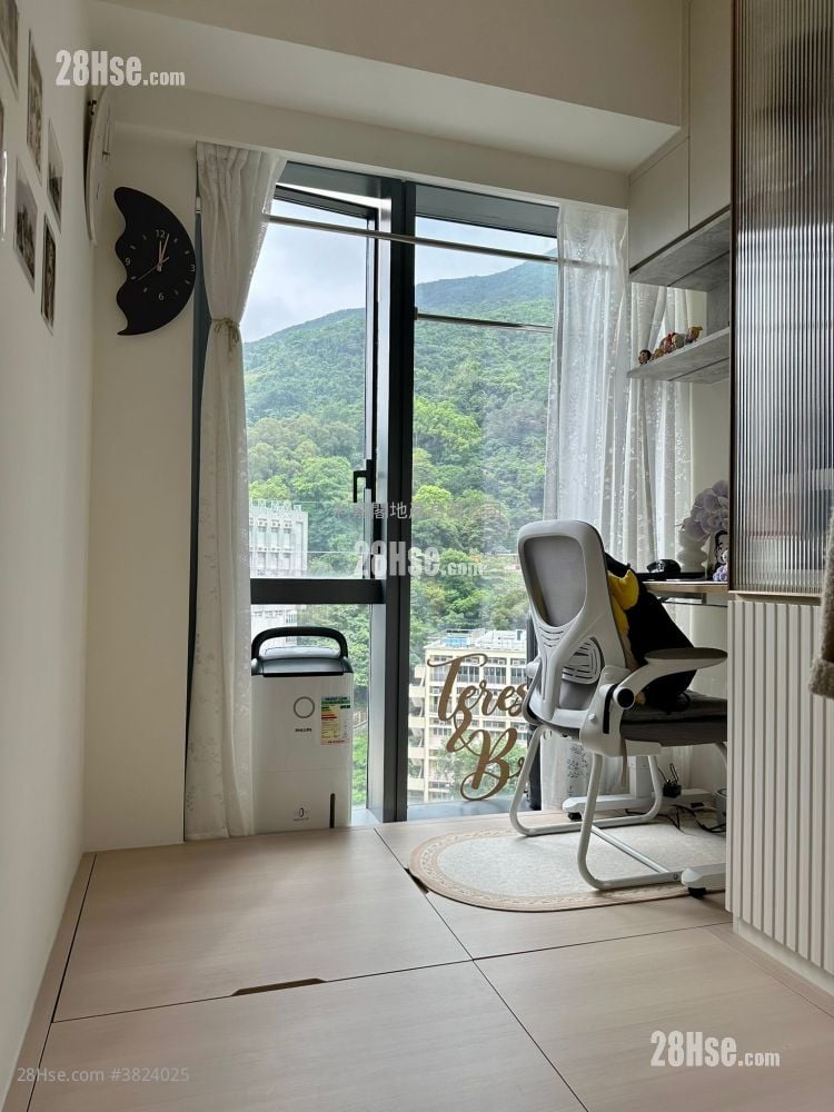 Lime Gala Sell 2 Bedrooms , 1 Bathroom 489 ft²