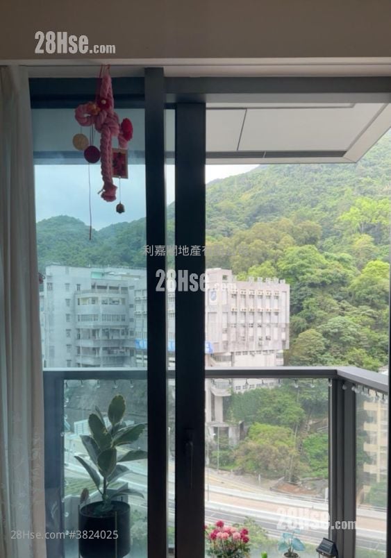 Lime Gala Sell 2 Bedrooms , 1 Bathroom 489 ft²