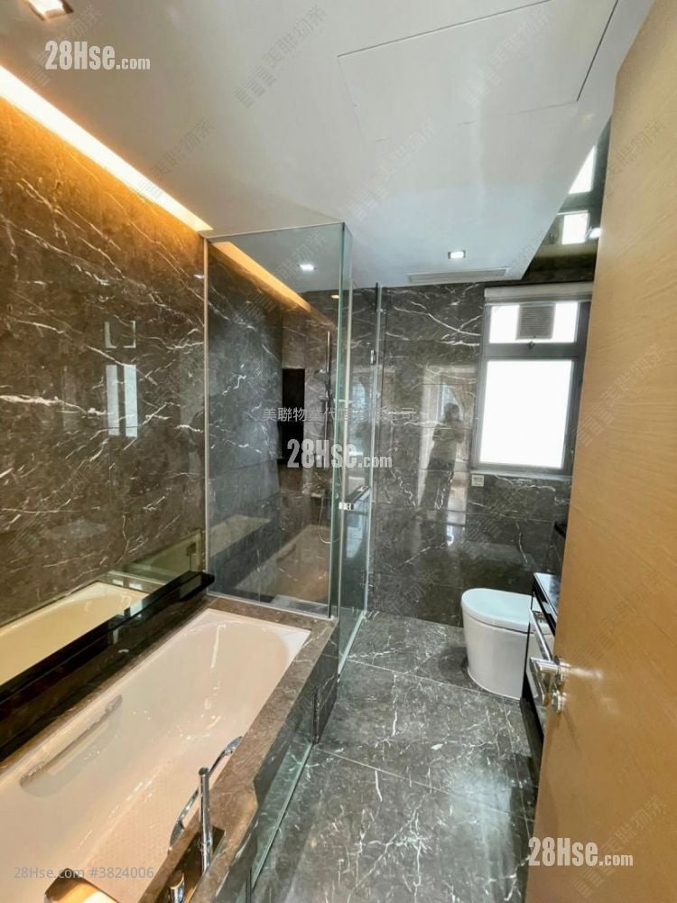 The Wings Sell 3 Bedrooms , 3 Bathrooms 872 ft²