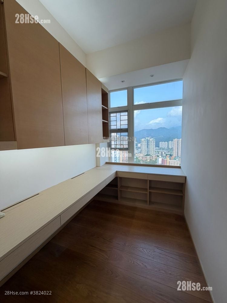 The Grandville Sell 4 Bedrooms 1,322 ft²