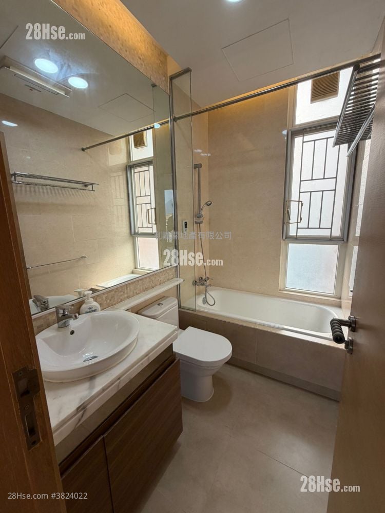 The Grandville Sell 4 Bedrooms 1,322 ft²