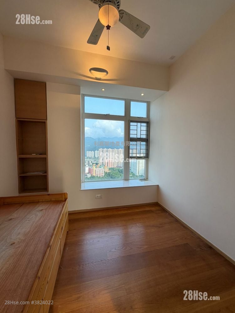 The Grandville Sell 4 Bedrooms 1,322 ft²