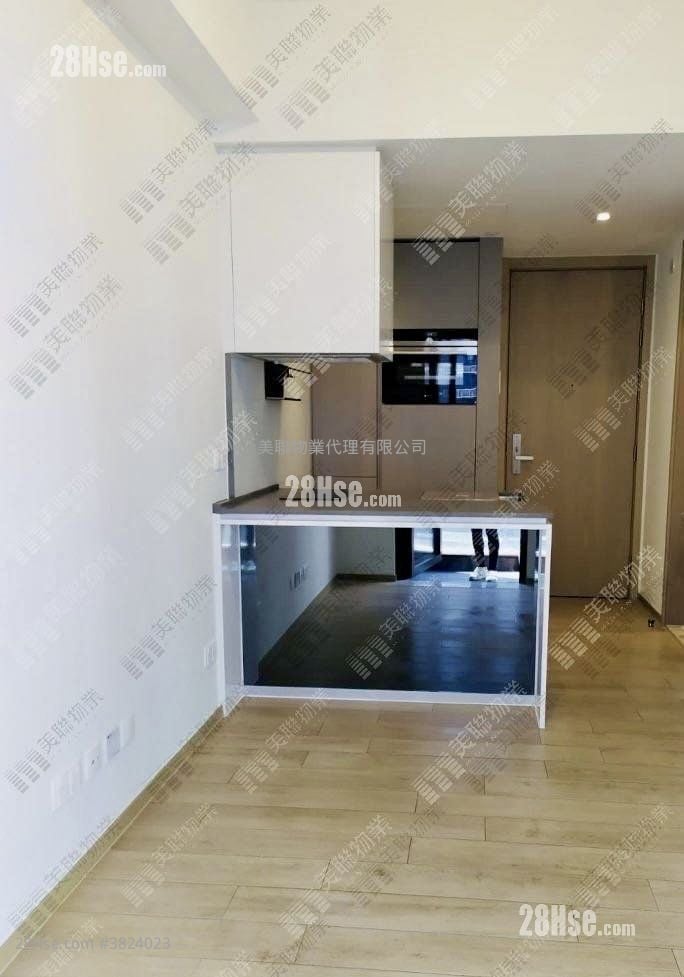 Lp6 Sell 1 Bedroom , 1 Bathroom 305 ft²
