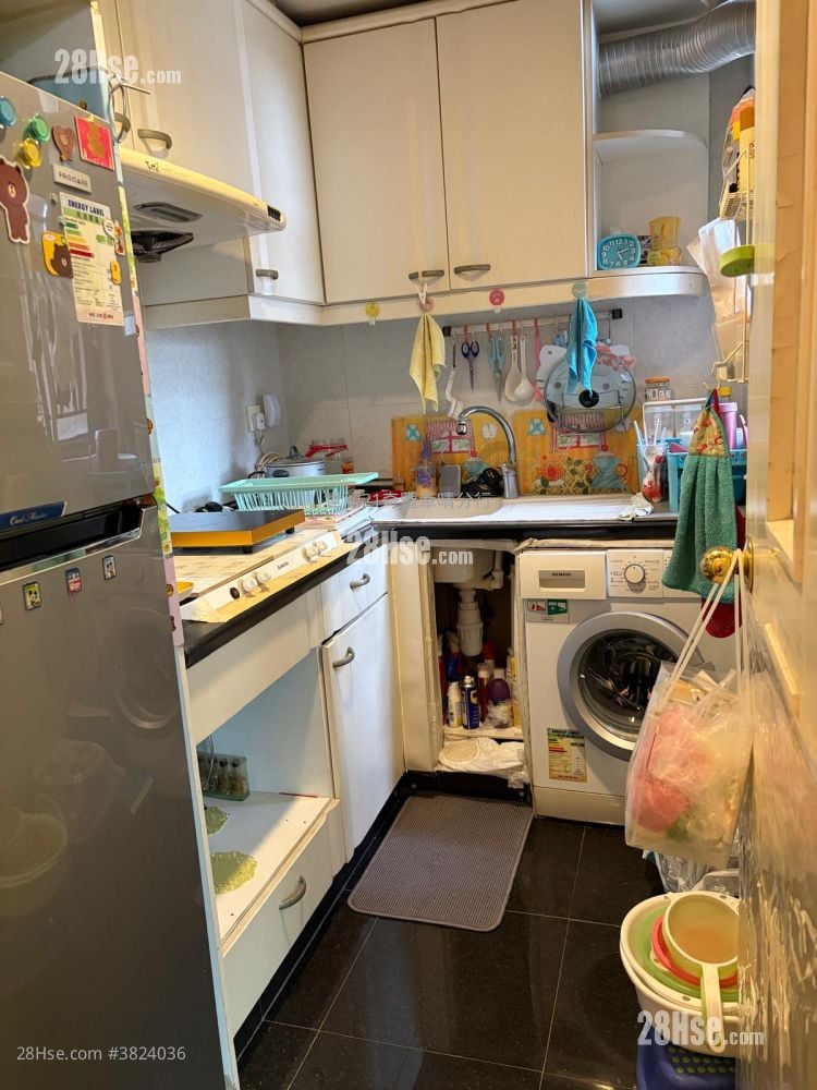 浴室: 帝庭轩 租盘 2 房 , 1 浴室 469 平方尺