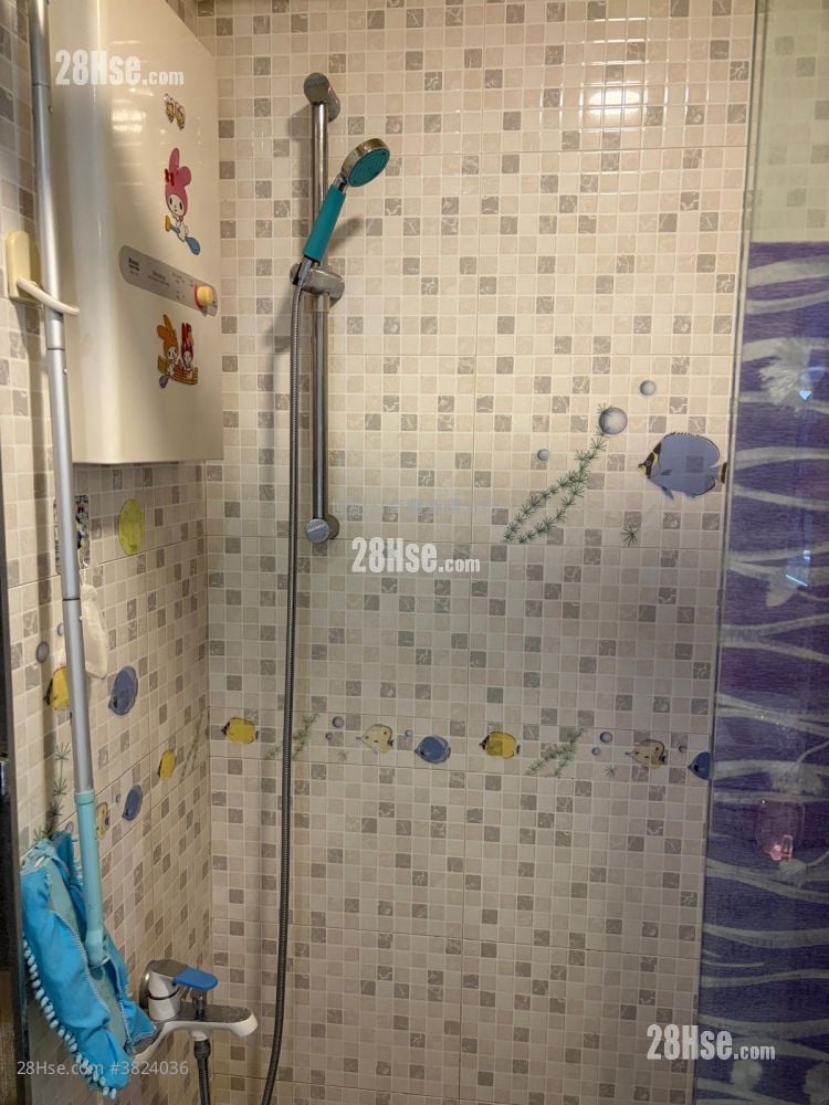 浴室: 帝庭轩 租盘 2 房 , 1 浴室 469 平方尺