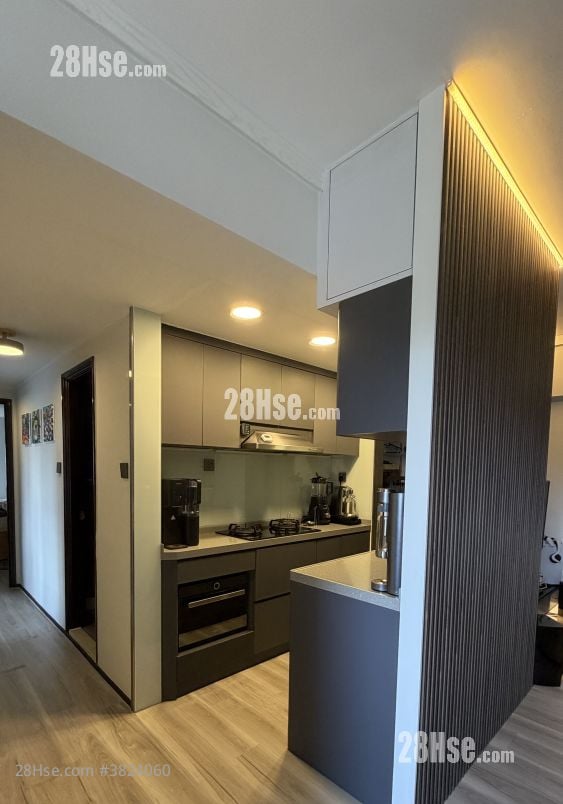 廚房: 怡安閣 售盤 3 房 , 2 浴室 771 平方呎