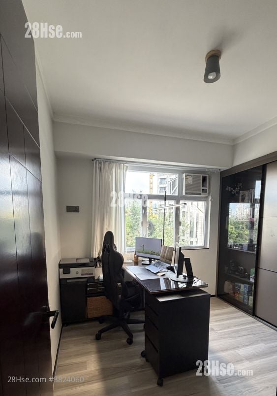 睡房 2: 怡安閣 售盤 3 房 , 2 浴室 771 平方呎