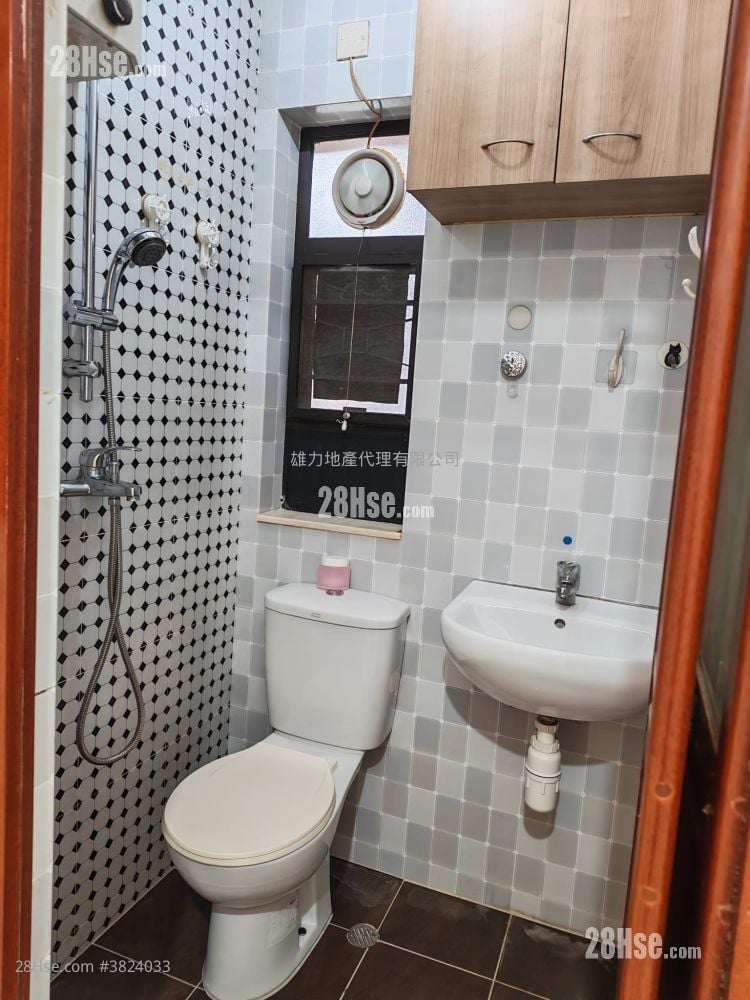 Village Rental Studio , 1 Bathroom 100 ft²