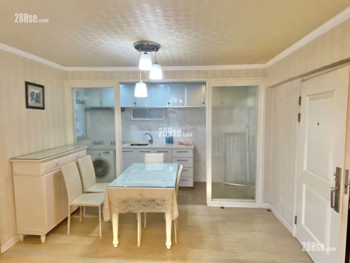 Taikoo Shing Sell 2 Bedrooms 582 ft²