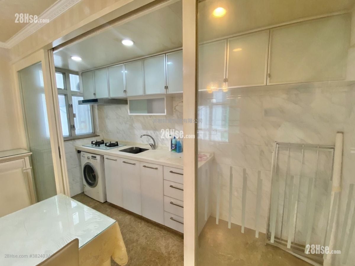 Taikoo Shing Sell 2 Bedrooms 582 ft²