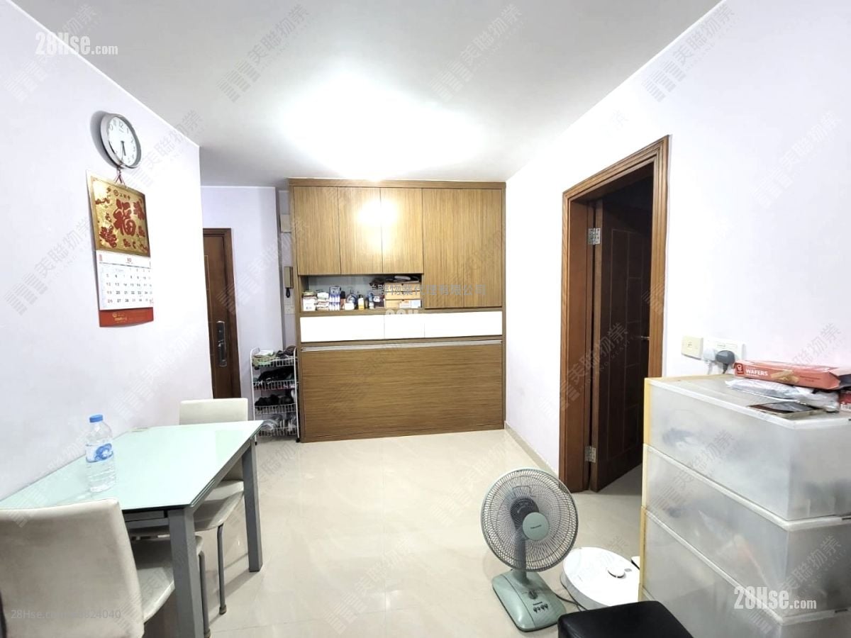 英明苑 售盤 2 房 , 1 浴室 401 平方呎