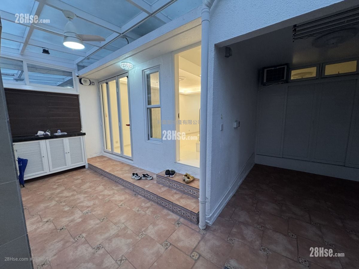 錦繡花園 租盤 3 房 , 2 浴室 840 平方呎