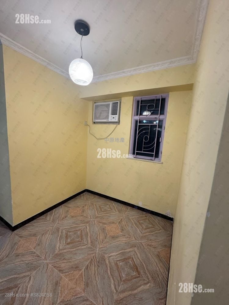 Fanling Centre Rental 2 Bedrooms , 1 Bathroom 476 ft²