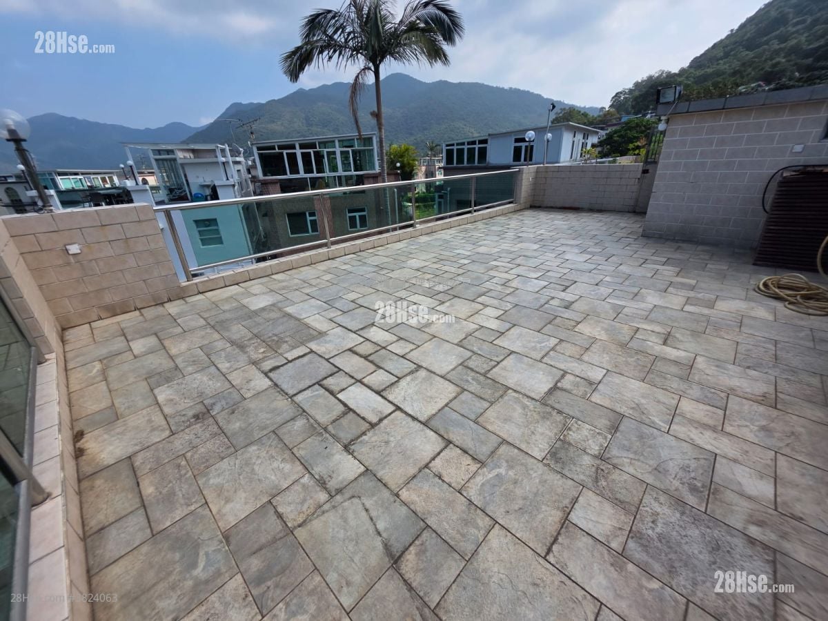 村屋 售盤 5+ 房 , 4 浴室 1,890 平方呎