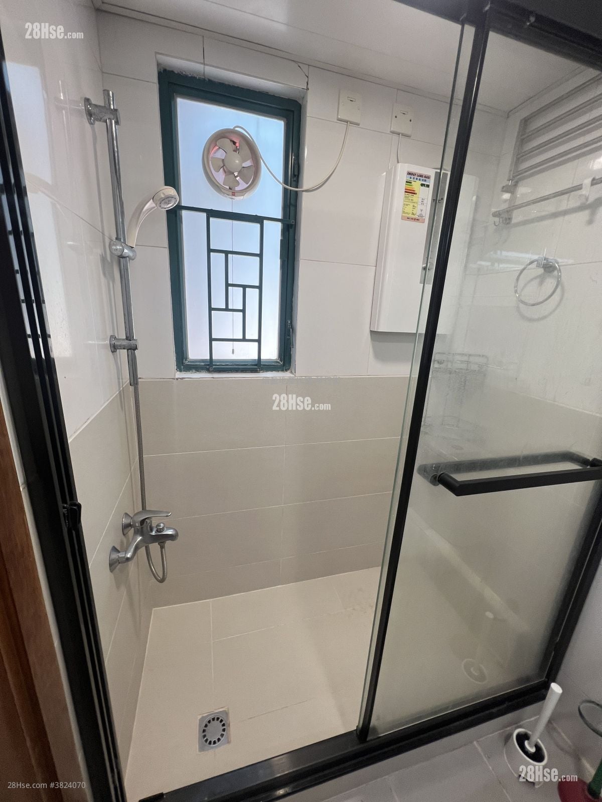 和富豪庭 租盤 2 房 , 1 浴室 440 平方呎