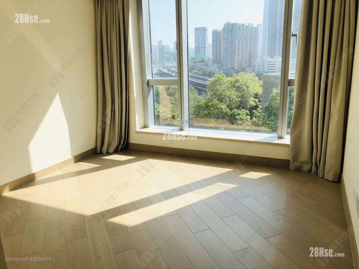 Cullinan West Sell 4 Bedrooms , 4 Bathrooms 1,367 ft²