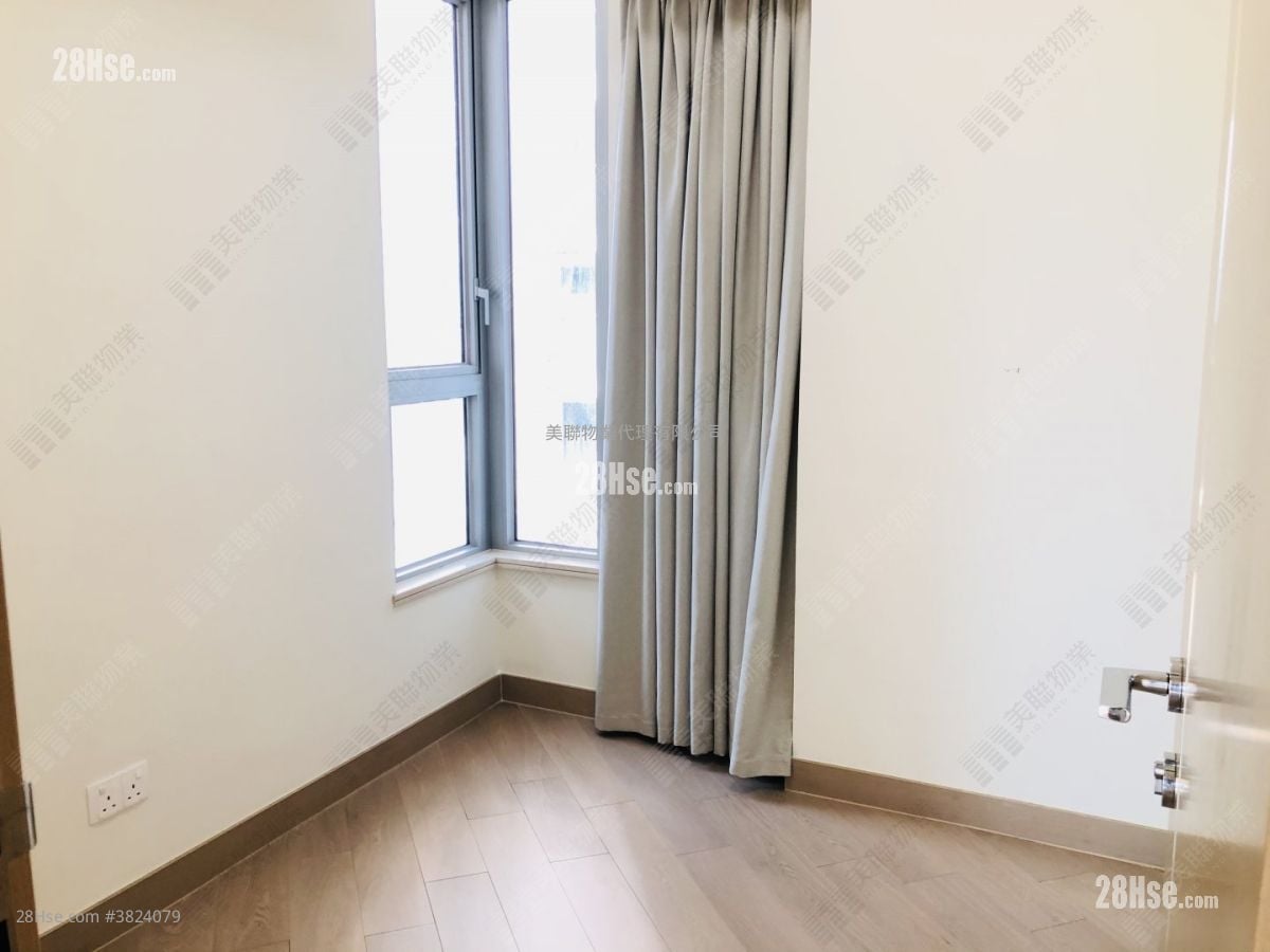 Cullinan West Sell 4 Bedrooms , 4 Bathrooms 1,367 ft²