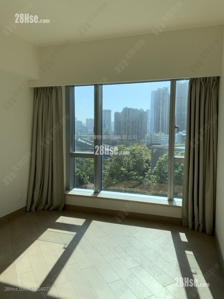 Cullinan West Sell 4 Bedrooms , 4 Bathrooms 1,367 ft²