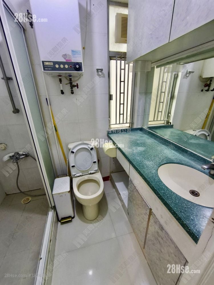 海濱花園 售盤 3 房 , 1 浴室 583 平方呎