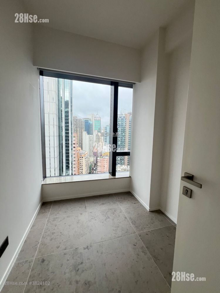 瑧璈 租盤 3 房 , 1 浴室 700 平方呎