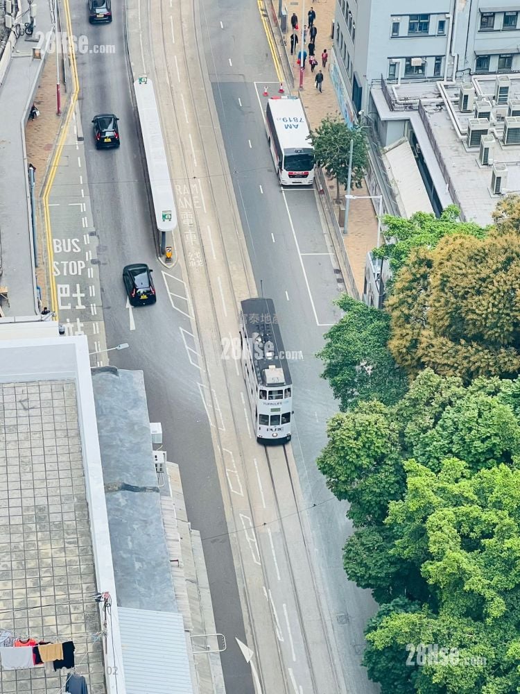 瑧璈 租盤 3 房 , 1 浴室 700 平方呎