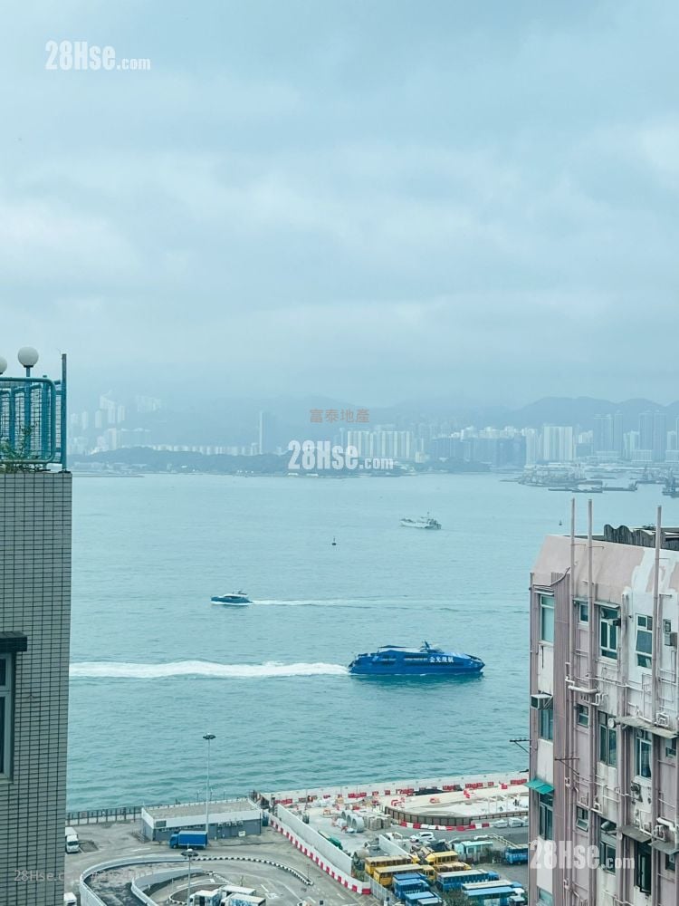 瑧璈 租盤 3 房 , 1 浴室 700 平方呎